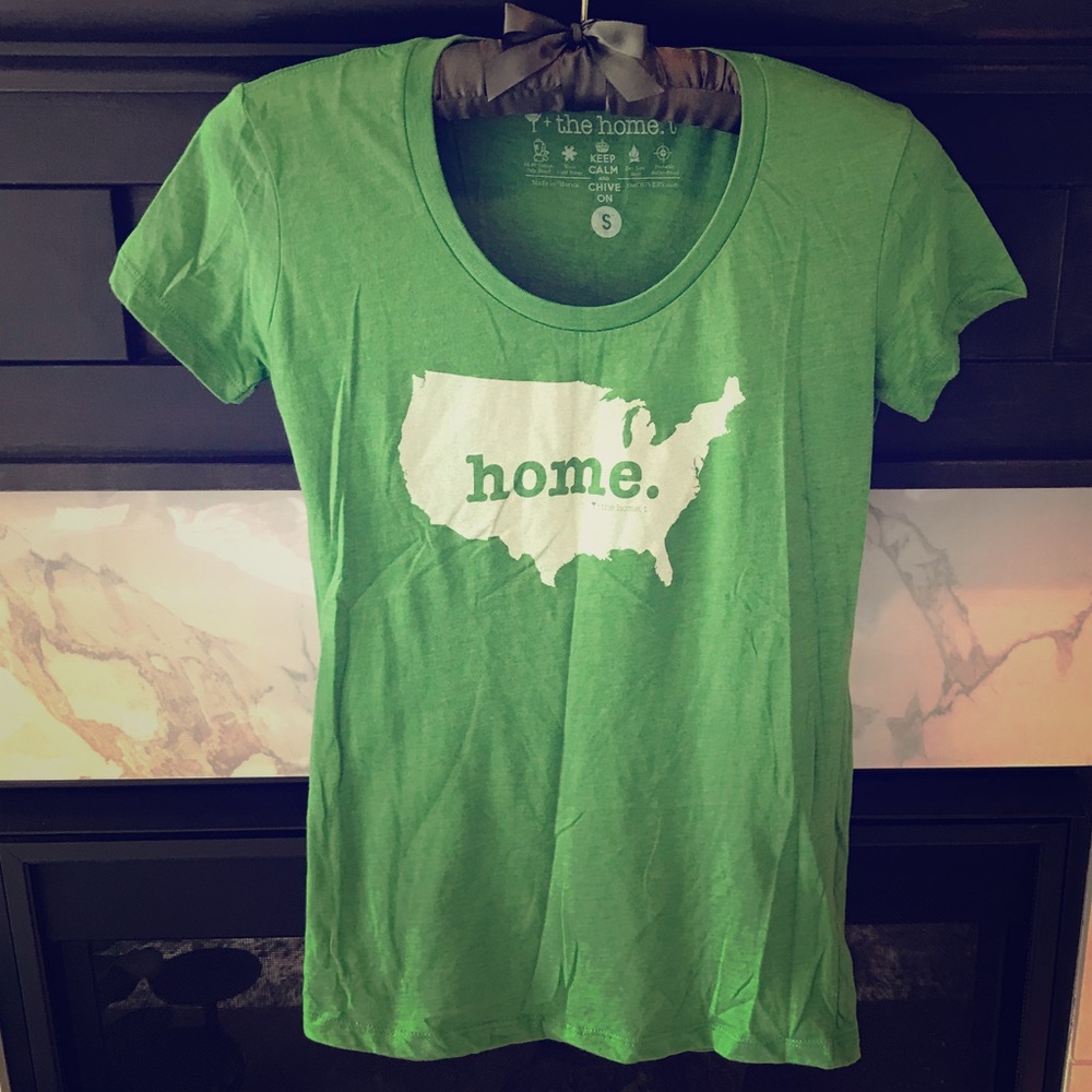 The chive home t tee shirt size small women’s